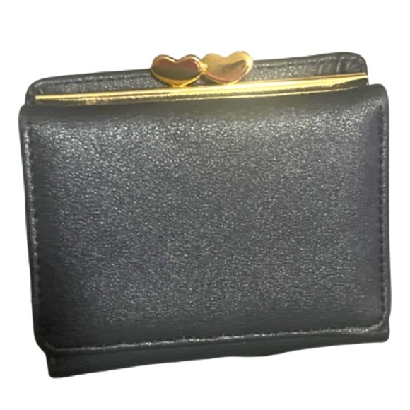 Olivia Miller Trifold KissLock Coin Purse Heart Shaped Clasps, Faux Leather, BLK - Picture 1 of 12